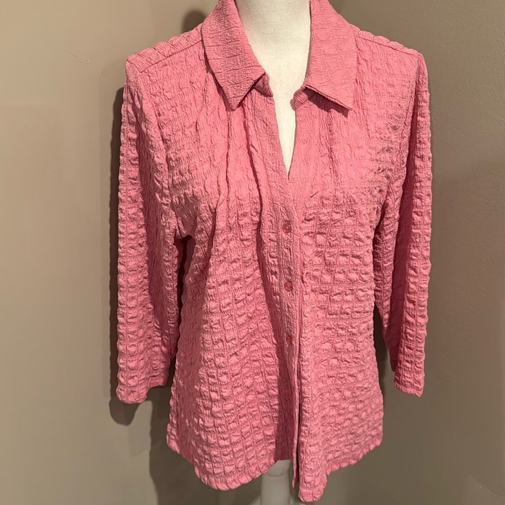 Top Ligne NWT puckered button down blouse